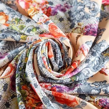 Креп-шифон К07-441 сливочный принтованный