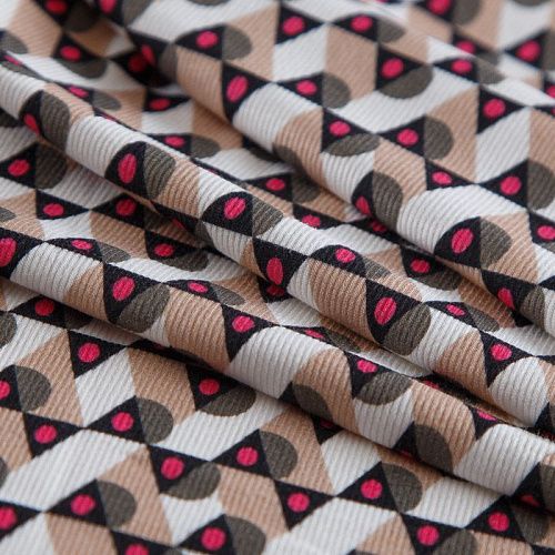 Трикотаж фактурный Prada 056-16324 белый принтованный