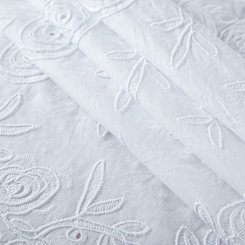 Хлопок с вышивкой 067-20044 белый